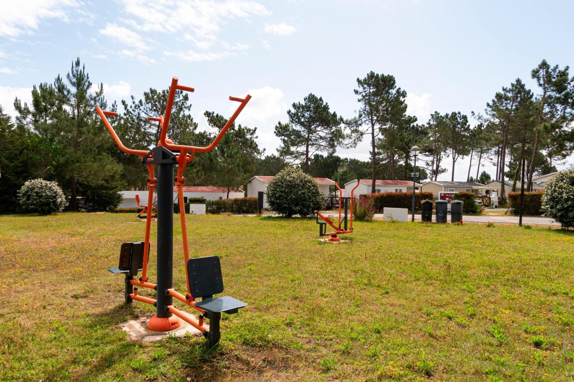 Parque De Campismo Orbitur Sitava Milfontes Hotel Malhadinhas Luaran gambar