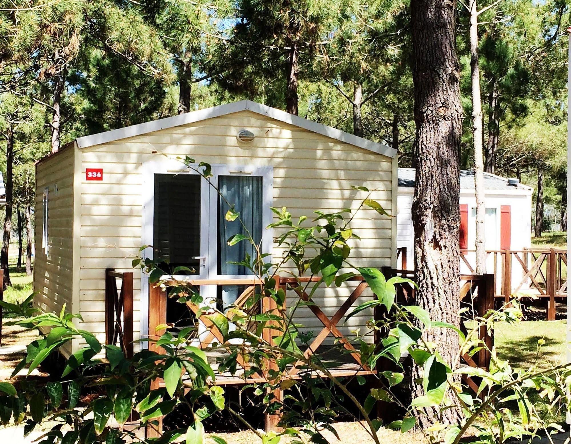 Parque De Campismo Orbitur Sitava Milfontes Hotel Malhadinhas Luaran gambar