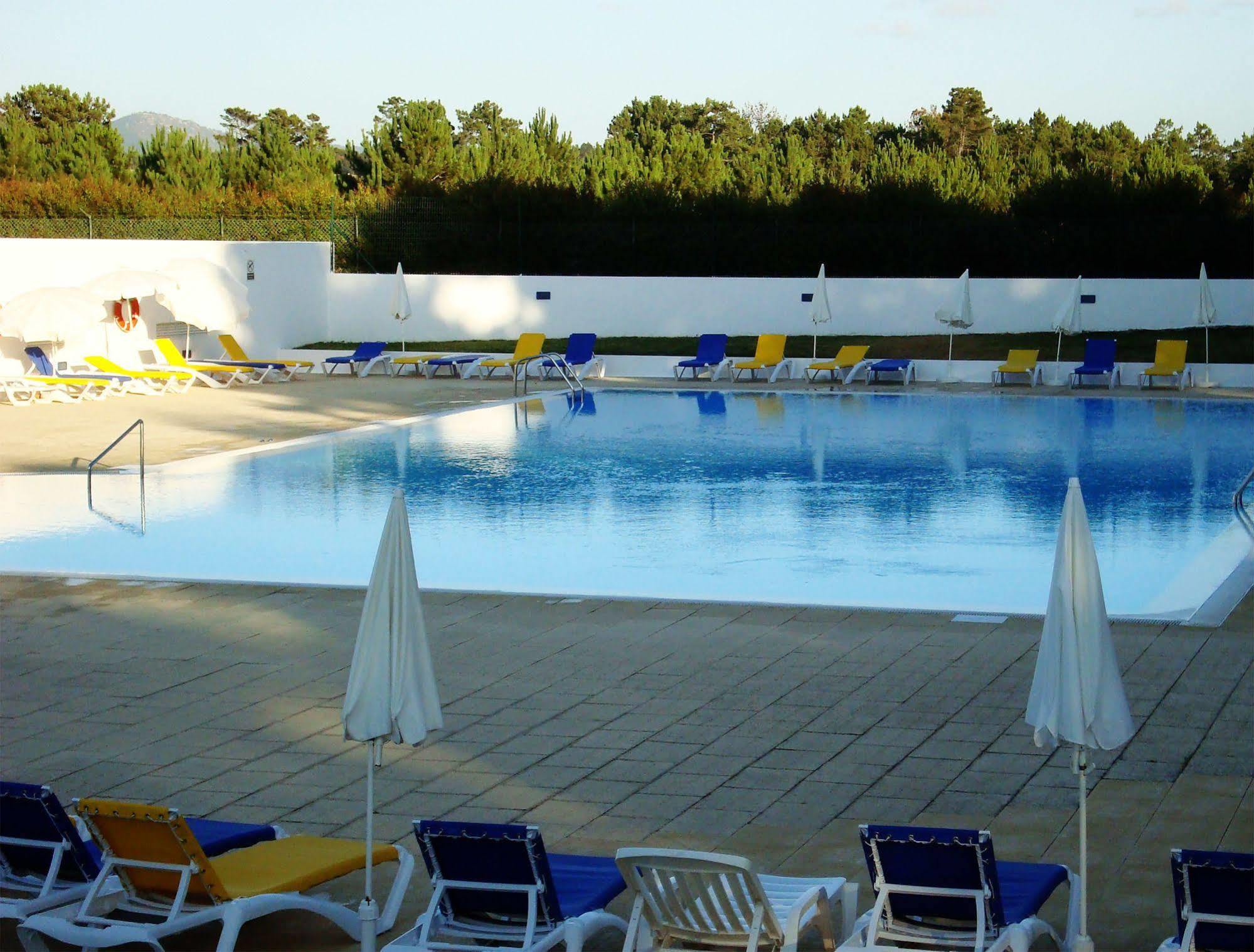 Parque De Campismo Orbitur Sitava Milfontes Hotel Malhadinhas Luaran gambar